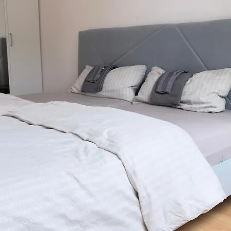 Apartman 782 Halle Zentrum Mit Gemuetlichem Wohnbereich Halle (Saale)