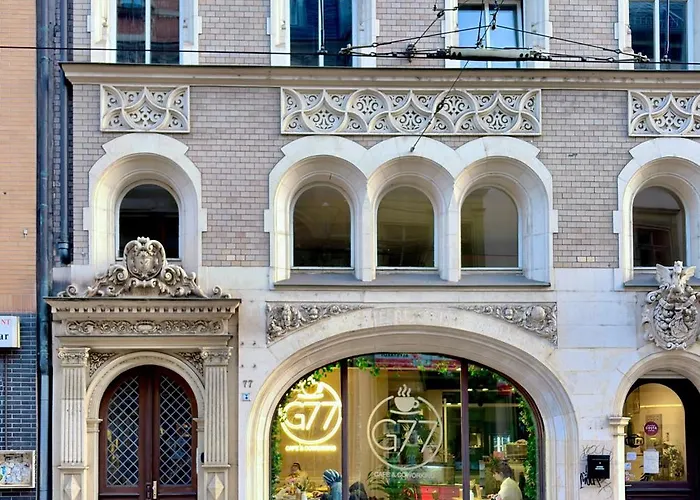 Cozy In Halle * ハレ